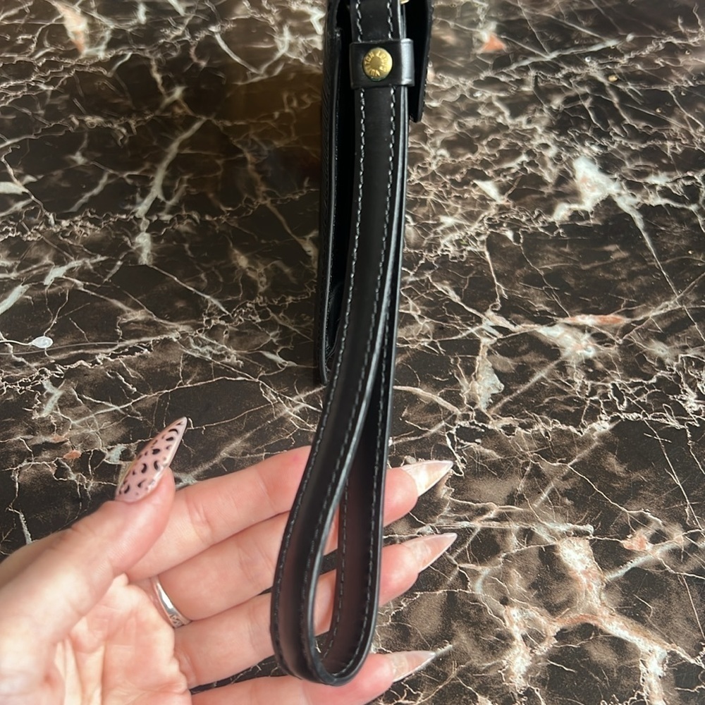 Louis Vuitton LV Clutch Bag M52612 Serier Dragonne Noir (Black) Epi 3252… - Picture 10 of 15